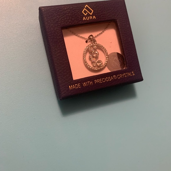 AURA silver-tone crystal pendant with 16 inch + 2 inch extender cable chain NIB - Picture 5 of 8